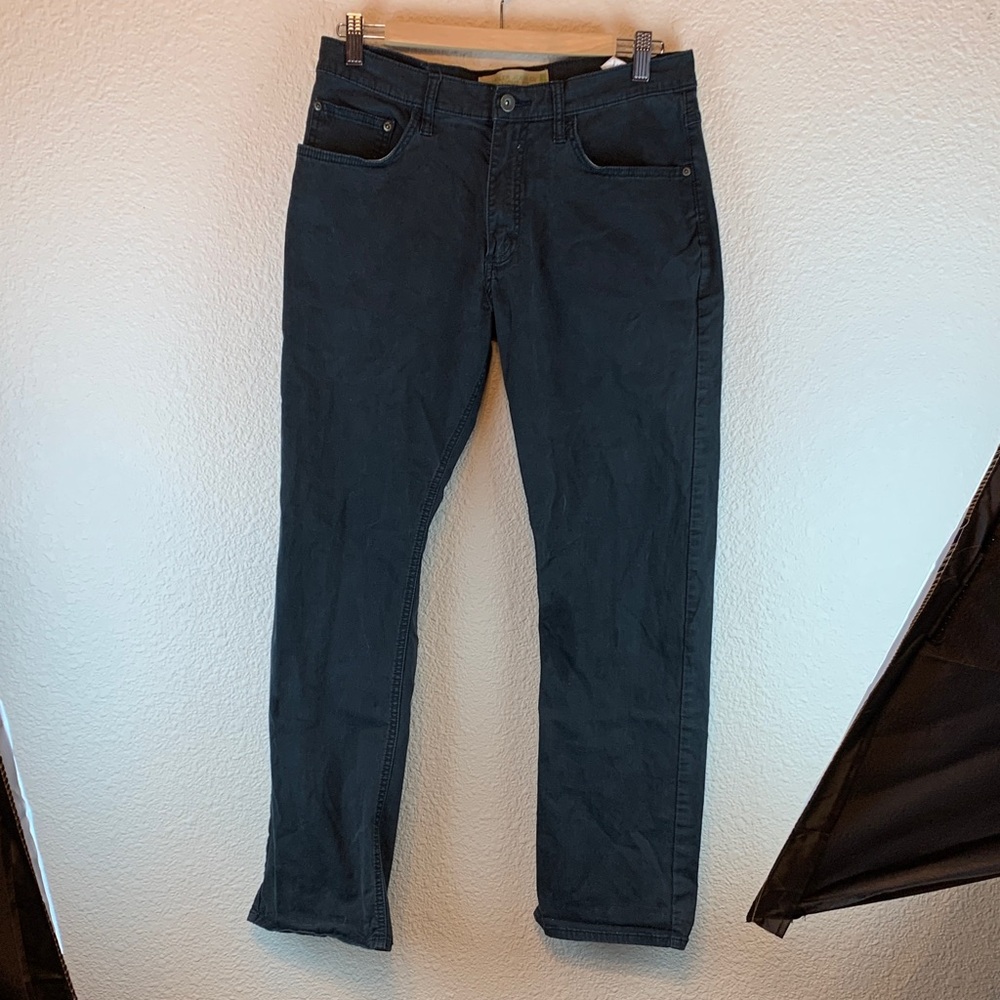 Wrangler black straight fit flex sz 32 x 28 work blue collar comfy work jean